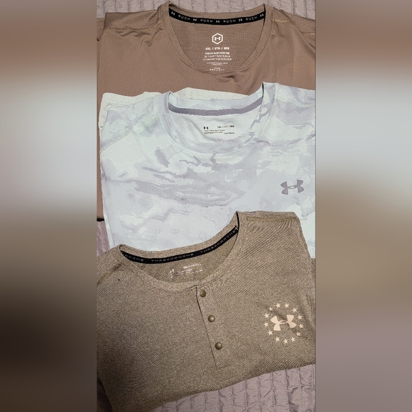 3 under Armour performance shirts. - Picture 2 of 5